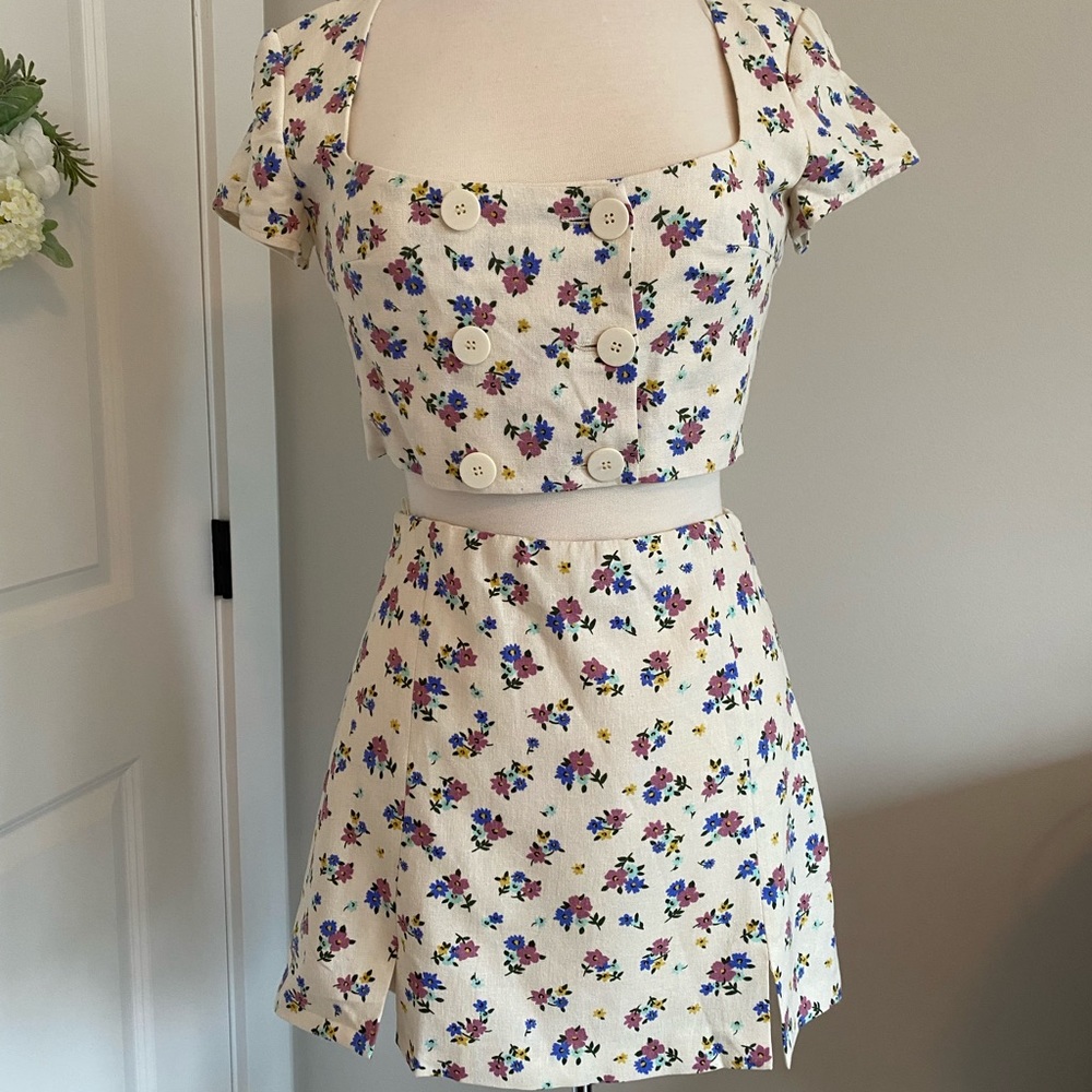 Zara size medium NWT set.